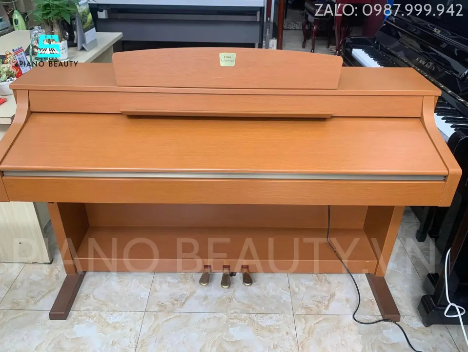 Đàn piano điện Yamaha CLP330C Yamaha