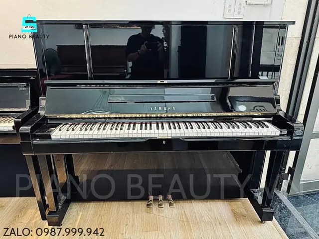 Đàn Piano Cơ Yamaha YUX
