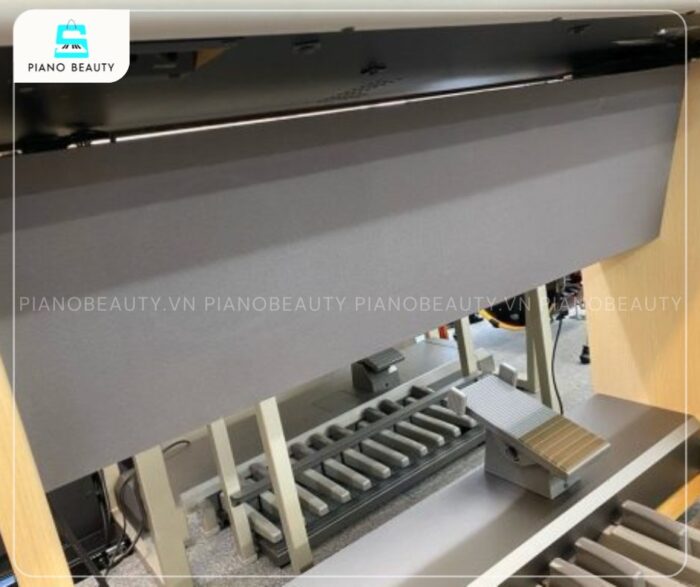 Electone Yamaha ELB 02 có chức năng ghi âm phù hợp cho học tập và luyện tập