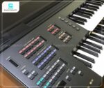 Đàn 2 tầng Electone Yamaha EL200 trang bị các nút điều khiển được sắp xếp trực quan