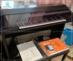 Đàn 2 tầng Electone Yamaha EL400 sở hữu cấu trúc hai tầng bàn phím đặc trưng của dòng Electone