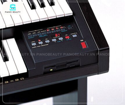 Bảng điều khiển của đàn 2 tầng Electone YAMAHA EL100