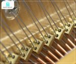 Đàn Piano Apollo A123W sở hữu dây đàn làm từ chất liệu thép cường lực cao