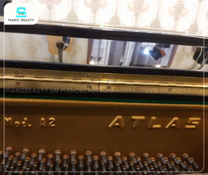 Đàn Piano Atlas A2 gây ấn tượng với âm thanh được cân chỉnh hài hòa giữa các dải tần