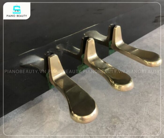 Đàn Piano Atlas A3 trang bị búa đàn gỗ được bọc nỉ cao cấp