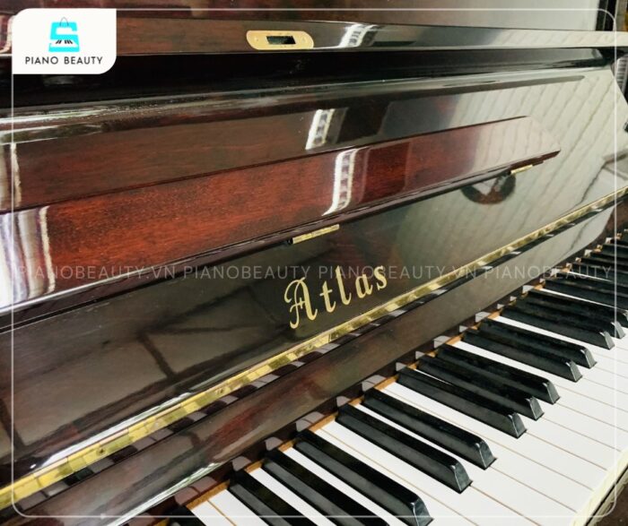 Đàn Piano Atlas A55M được trang bị bộ bàn phím 88 phím với độ nhạy phản hồi xuất sắc