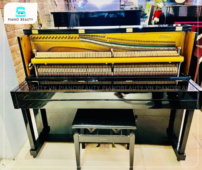 Đàn Piano Atlas M1 có chất âm ấm áp, độ vang ấn tượng và sự cân bằng hoàn hảo xuyên suốt