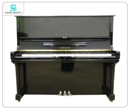 Đàn Piano Atlas NA150 mang phong cách thiết kế upright piano cổ điển với dáng đàn cao thanh lịch