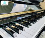 Bàn phím của Đàn Piano Atlas NA200 mang lại cảm giác nặng vừa phải