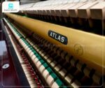 Đàn Piano Atlas NA3D là mẫu đàn piano cơ upright được sản xuất bởi Atlas Piano Manufacturing Co