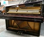 Âm thanh đàn Piano Atlas NA3D được tạo ra từ bảng cộng hưởng (soundboard) làm từ gỗ vân sam nguyên khối