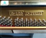 Đàn Piano Ballindamm B123 là cây đàn piano cơ upright mang đến âm thanh bay bổng, rõ ràng