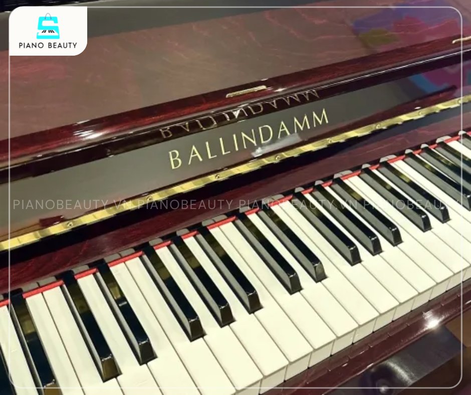 Đàn Piano Ballindamm BU20 với bàn phím mang lại cảm giác gõ phím chắc chắn và ổn định