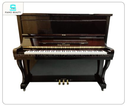 Đàn Piano Ballindamm BU30 sở hữu kiểu dáng upright truyền thống
