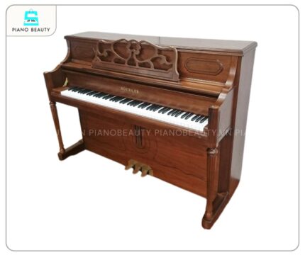 Đàn Piano Bockler AH100 sở hữu thiết kế cổ điển Tây phương tinh tế