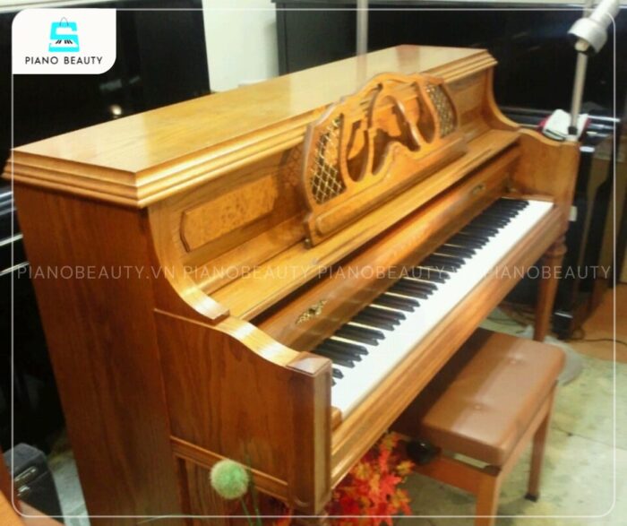 Đàn Piano Bockler AH100 sở hữu màu sắc ấm áp, tinh tế