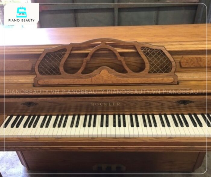 Đàn Piano Bockler AH100 sở hữu bàn phím chất lượng, độ nhạy và độ bền cao