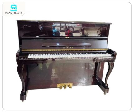 Đàn Piano Bockler AH30 nổi bật với thiết kế mang đậm nét cổ điển phương Tây