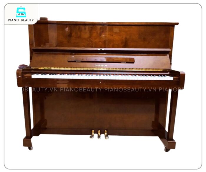 Đàn Piano Diapason 126C nổi bật với thiết kế mang phong cách cổ điển