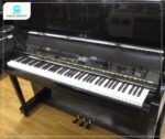 Đàn Piano Diapason 126CE có phần thùng đàn được chế tác từ gỗ nguyên khối bền chắc