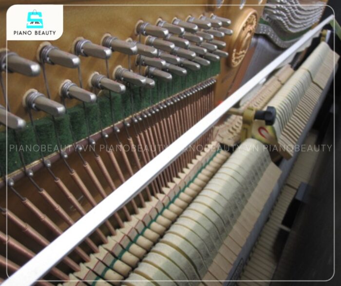 Đàn Piano Diapason 126CE với búa đàn được làm từ lông cừu tự nhiên