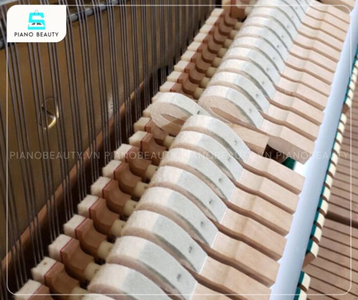 Đàn Piano Diapason 126ME có búa đàn được làm từ chất liệu nỉ lông cừu