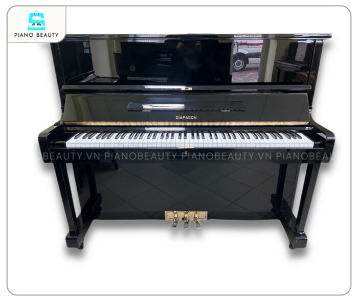 Đàn Piano Diapason 126ME có vẻ ngoài thanh lịch, sở hữu những đường nét thiết kế tinh xảo