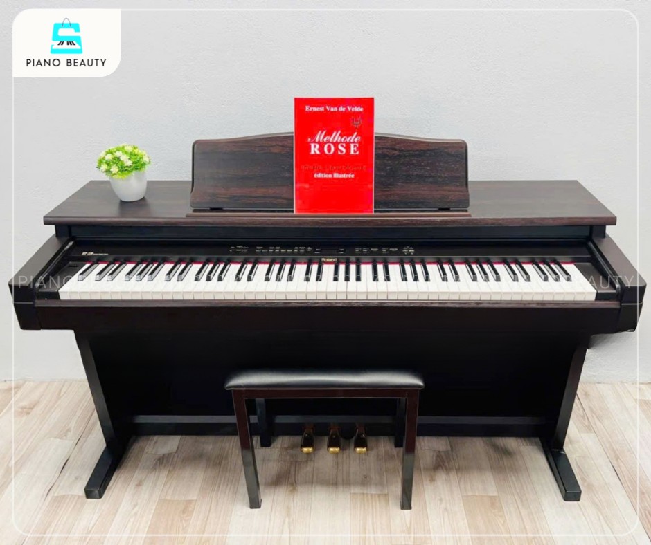 Đàn Piano Điện Roland HP330