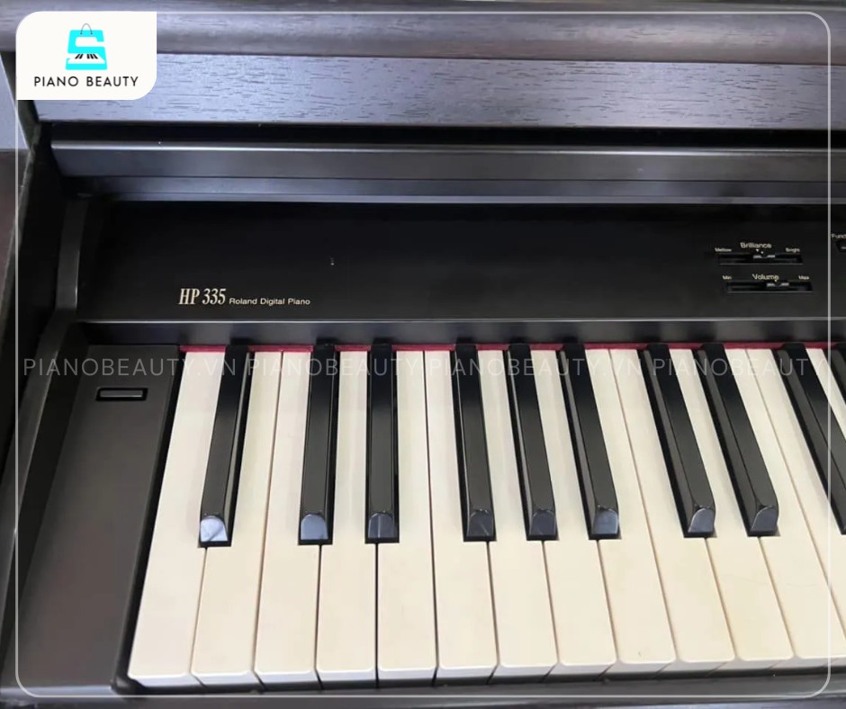 Đàn Piano Điện Roland HP335 thiết kế tinh tế 88 phím nặng cảm giác như piano cơ