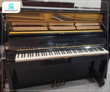 Đàn Piano Kaiser K1 toát lên vẻ sang trọng đặc trưng của phong cách Châu Âu