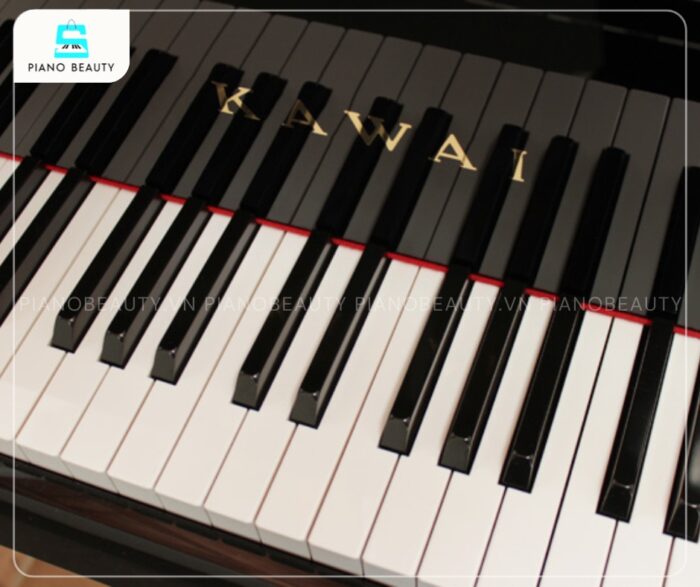 Đàn Piano Kawai DS80 có nắp bàn phím có thể mở theo phương thẳng đứng