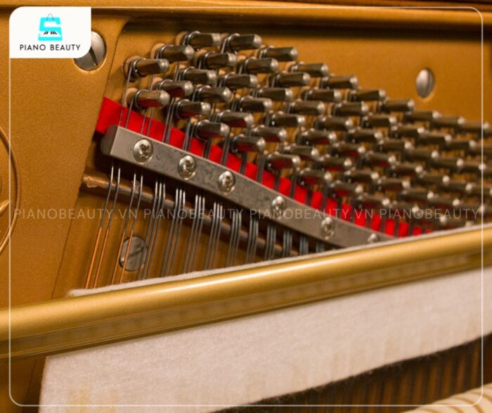 Đàn Piano Kawai KL32WG với bảng cộng hưởng chế tác từ gỗ vân sam nguyên khối chắc chắn