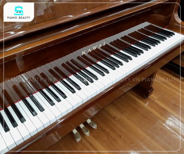 Đàn Piano Kawai KL75W với bàn phím cảm giác nhấn chân thực cùng độ nhạy tuyệt vời
