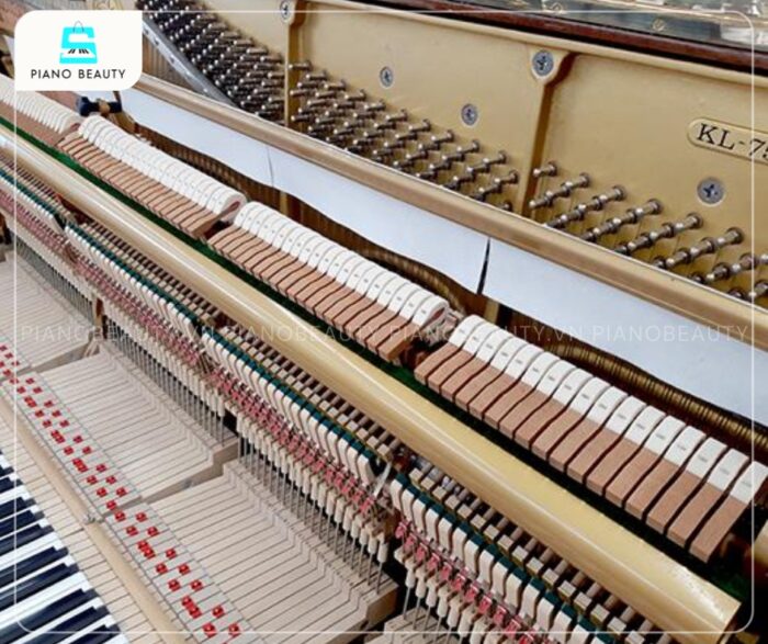 Đàn Piano Kawai KL75W được đánh giá cao về độ tinh tế và sự cân bằng hoàn hảo giữa các dải tần