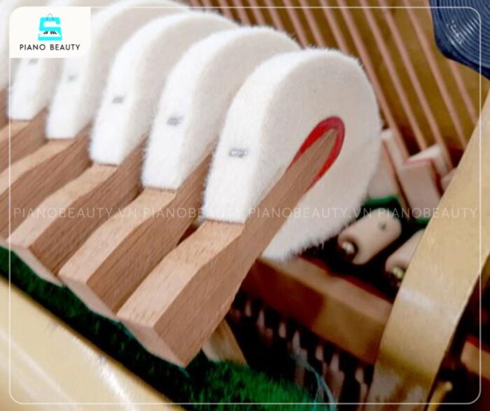 Đàn Piano Kawai KL75W trang bị búa đàn gỗ bọc nỉ cao cấp