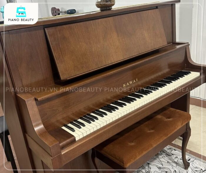 Đàn Piano Kawai KL78W gây ấn tượng mạnh mẽ với ngoại hình vừa cổ điển vừa sang trọng