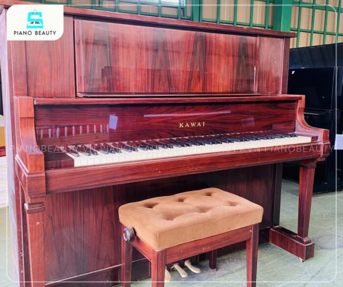 Đàn Piano Kawai KL95R được phủ sơn bóng mờ cao cấp càng làm nổi bật vẻ đẹp đẳng cấp
