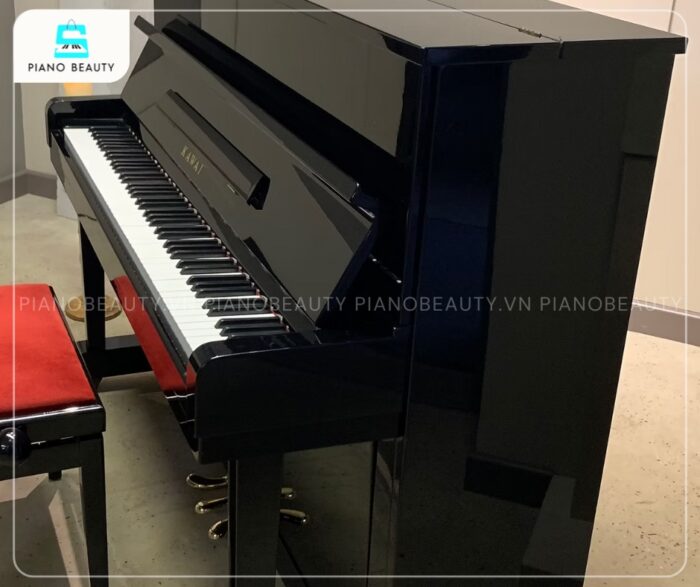 Đàn Piano Kawai KST2 với tông màu đen bóng lịch lãm