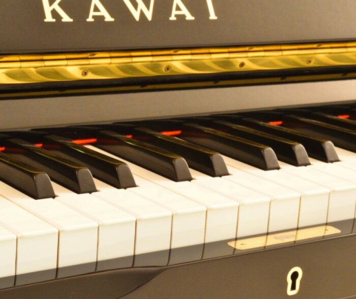 Đàn Piano Kawai NS15 trang bị 88 phím tiêu chuẩn, được chế tác tỉ mỉ