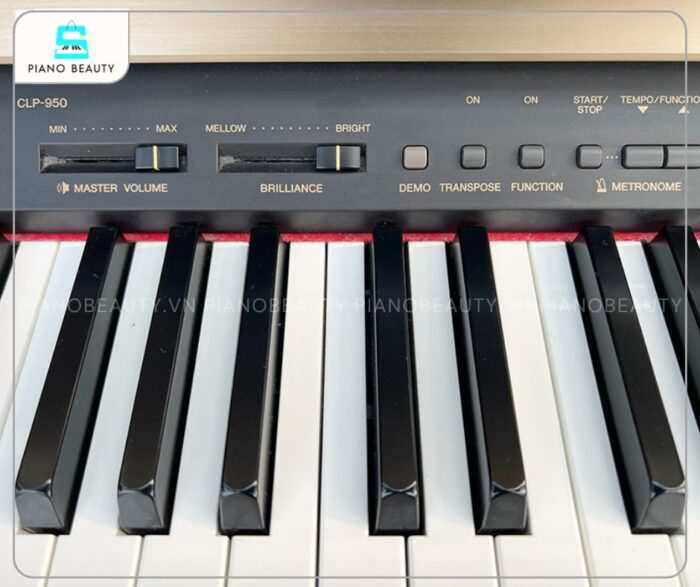 Đàn Piano Yamaha CLP950