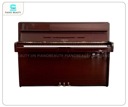 Đàn Piano Yamaha M1A có kích thước vừa phải, đường nét thanh lịch