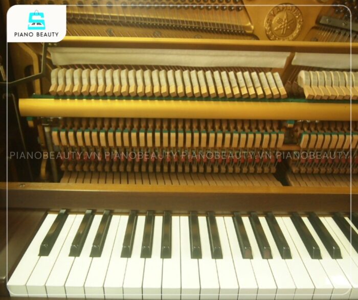 Đàn Piano Yamaha M1A được chế tác từ những vật liệu cao cấp