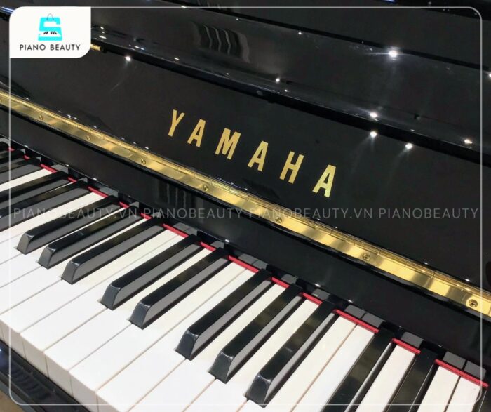 Đàn Piano Yamaha MC101 được trang bị 88 phím, chế tác từ vật liệu Phenolic Resin