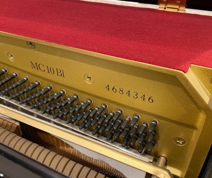 Đàn Piano Yamaha MC10BL được tích hợp công nghệ V-pro tiên tiến