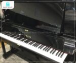 Đàn Piano Yamaha MC301 sử dụng vật liệu nhựa tổng hợp cao cấp cho cả phím trắng và phím đen