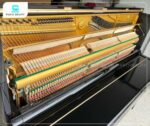 Đàn Piano Yamaha U1M có búa đàn làm từ nỉ pha với lông cừu