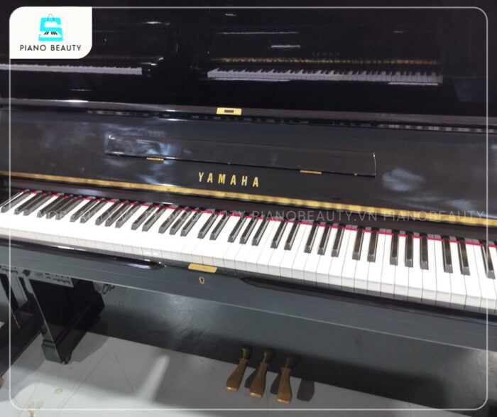 Đàn Piano Yamaha U2M có 88 phím làm từ Phenolic Resin cho độ bền vượt trội và độ nhạy tuyệt vời