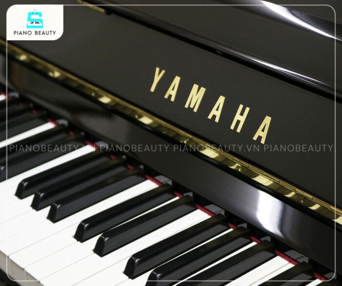 Đàn Piano Yamaha U30BL trang bị bàn phím với độ nhạy cao