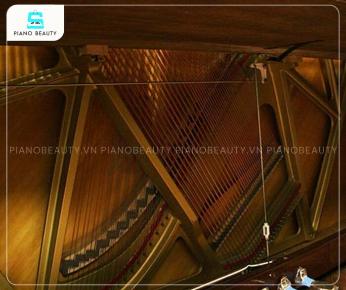 Đàn Piano Yamaha U30MHC nổi bật với âm thanh chất lượng dòng U3