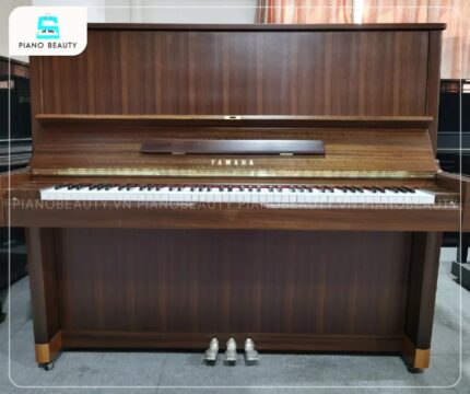 Đàn Piano Yamaha U5H tự hào với thiết kế upright cổ điển